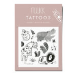 nuukk nachhaltige Kindertattoos Nilpferd mit Illustrationen von Karin Lubenau. Aquarellzeichnungen in Schwarz von Nilpferd, Löwe, Waschbär, Koala, Eichhörnchen