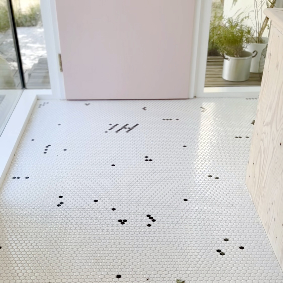 Mosaik verlegen. Anleitung von nuukk. Anleitung zum Mosaik verlegen von nuukk. Mosaikfliesen verlegen