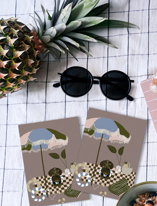 nuukk Postkarte Pool Sommer Dackel Holzschliffpappe