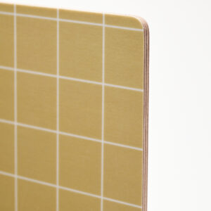 Frühstücksbrettchen Grid Gelb, schneidebrett detailaufnahme, rueckseite, furniertes holz