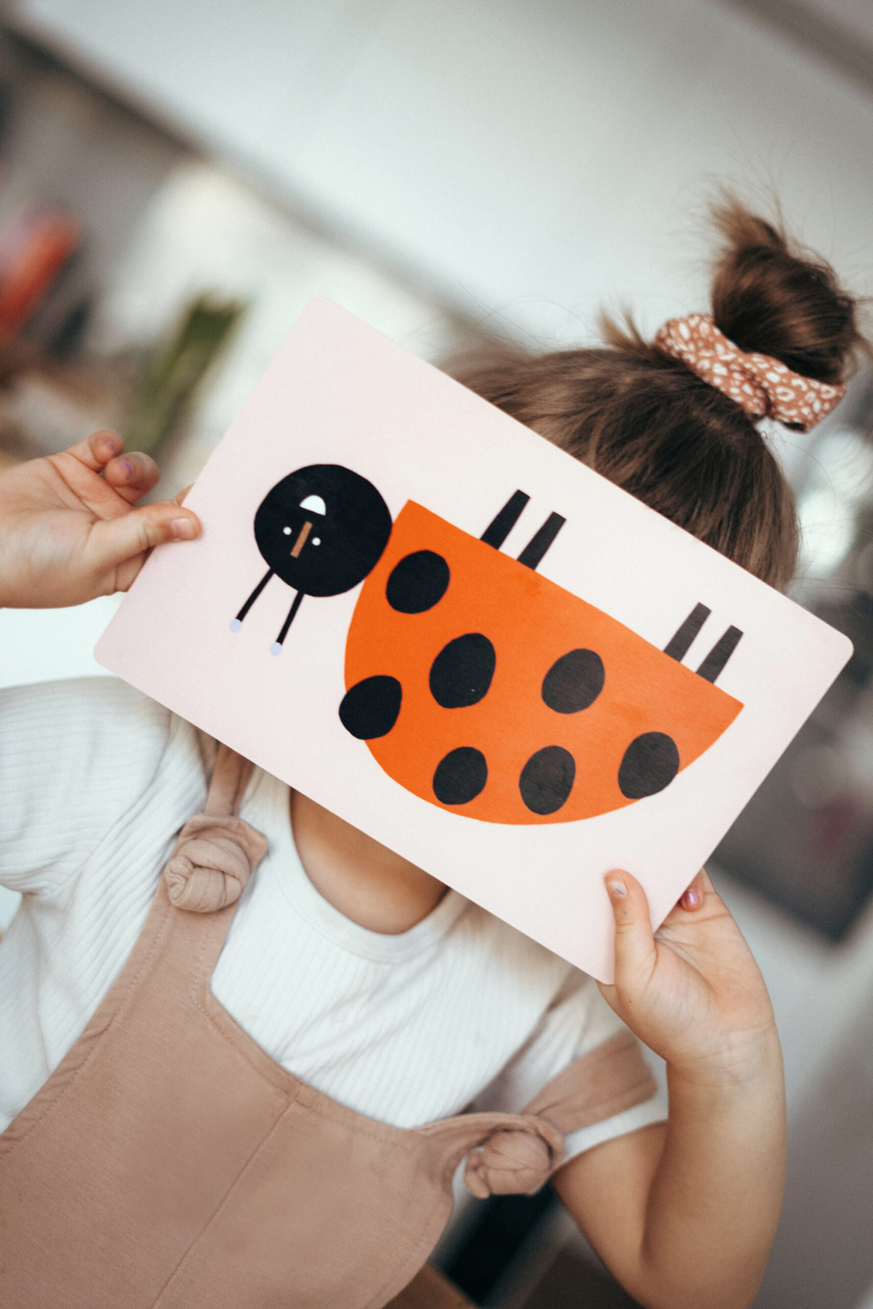 Schneidebrettchen mit Marienkäfer-Motiv, Frühstücksbrettchen für Kinder, laminiertes Birkenfurnier