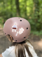 Reflektierende Aufkleber für Kinder von nuukk mit Illustrationen von Anna Katharina Jansen. Motive: Lamm, Maus, für mehr Sichtbarkeit im Dunklen.