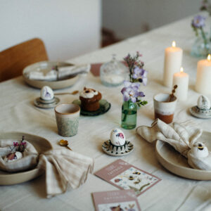 Servietten falten für Ostern, Tischdeko für Ostern, nuukk, Ostertisch, Osternest