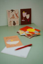 Postkarten von Anna Katharina Jansen auf dicke Holzschliffpappe gedruckt. Baby, Geburtskarte, Geburt