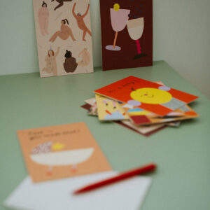 Postkarten von Anna Katharina Jansen auf dicke Holzschliffpappe gedruckt. Baby, Geburtskarte, Geburt