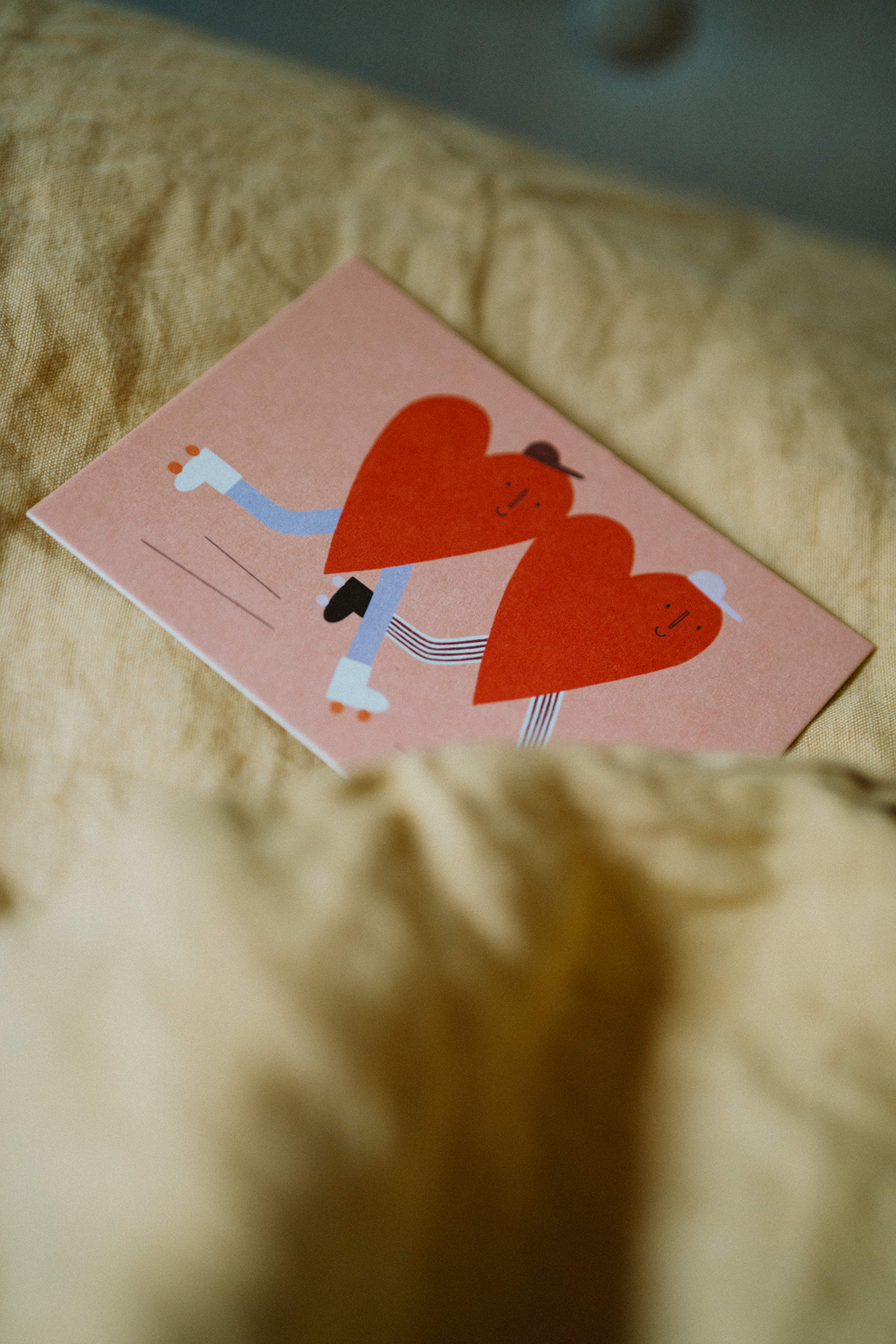 Postkarten von Anna Katharina Jansen auf dicke Holzschliffpappe gedruckt. Liebe, Ehe, Hochzeit, Valentinstag, Herzen