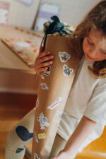 Einschulung, Schultüte basteln aus Papier, Aufkleber
