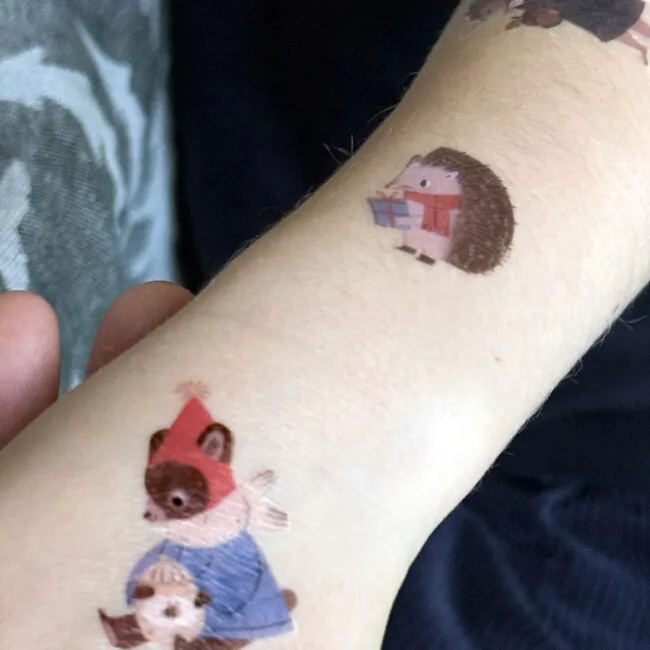 Kindertattoos Waldtiere im Winter, Temporäre Tattoos mit Bär, Igel, Vogel, Maus